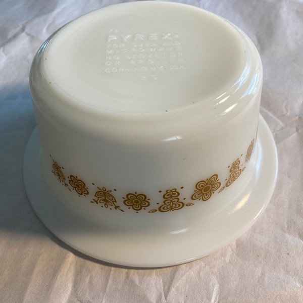 Golden Butterfly Round Margarine/Butter Dish