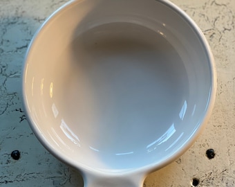 1 Pyrex Grab It Pan P-240-B