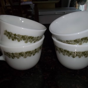 4 Pyrex Spring Blossom AKA Crazy Daisy Tea/Coffee Cups,