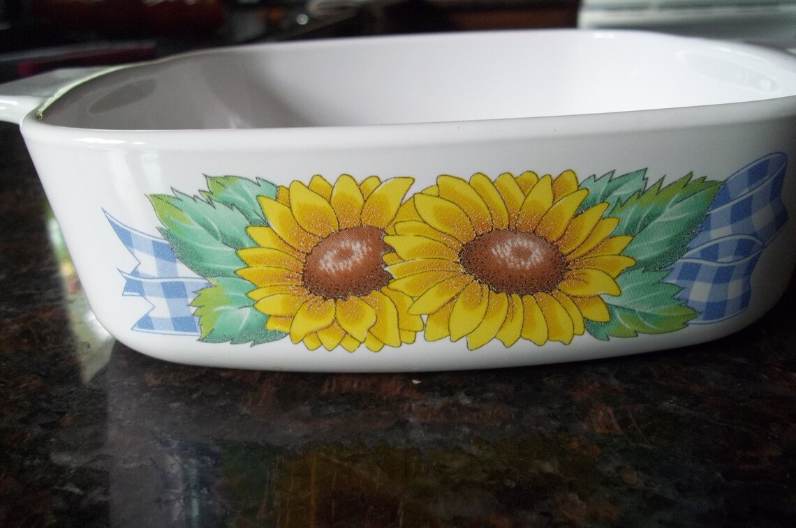 Sunsations AKA Sunflowers Corning Ware A1B 1 Quart Etsy