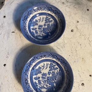 2 Churchill China Willow Blue Coupe Cereal Bowls 6&quot;