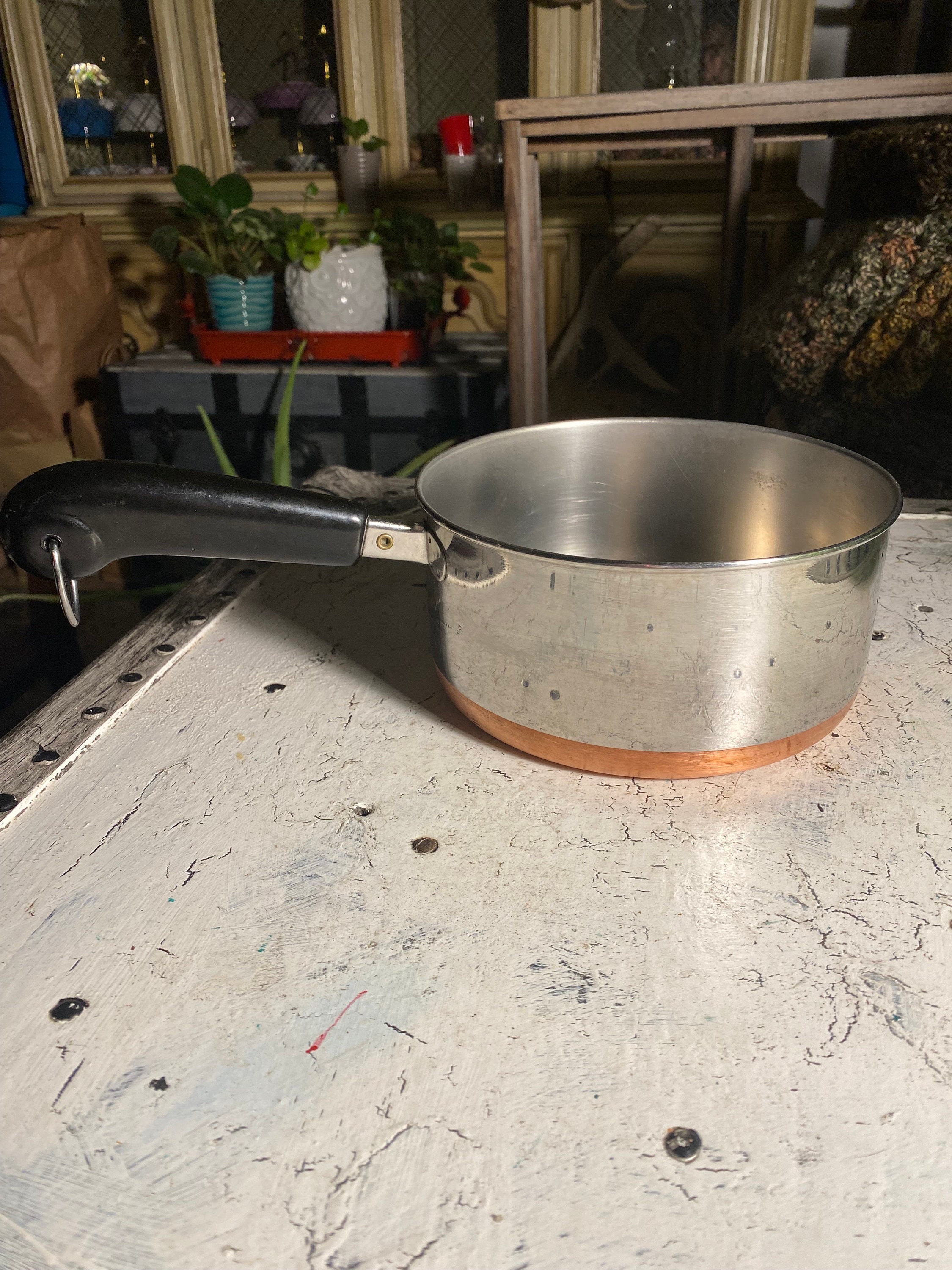 2 Revere Ware Pots Pans SM 07b, 1.5 And 2 QT Quart Metal Handle