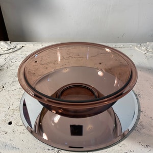 Cranberry Pyrex # 323, 1 1/2 Quart 1 1/2 Liter  Nesting Mixing Bowl