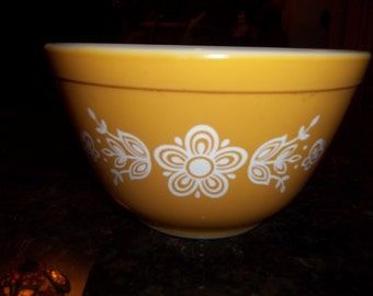 Golden Butterfly, 401 Vintage Pyrex Nesting Mixing Bowl 1.5Pint 750 ML