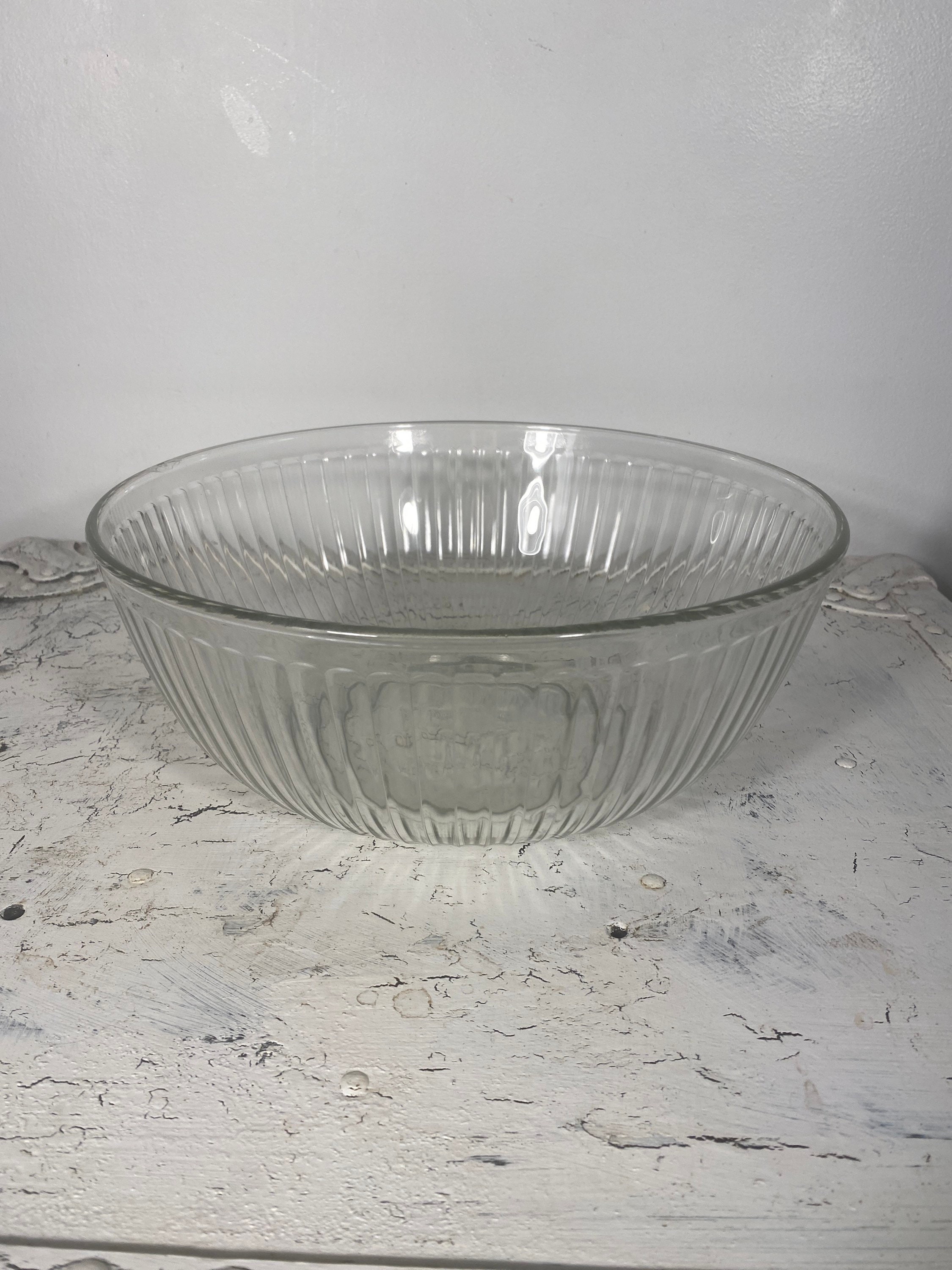 VTG Pyrex Clear Glass Ribbed Mixing Bowl 3 Cup #7401-S Farmhouse