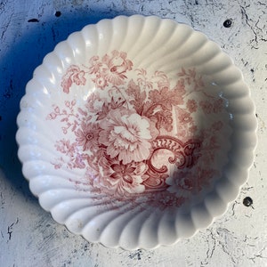 1 Royal Staffordshire 8&quot; Serving Bowl &quot; Charlotte&quot; Pink Clarice Cliff