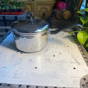 3 Quart Farberware Pot & Lid, Stainless Steel
