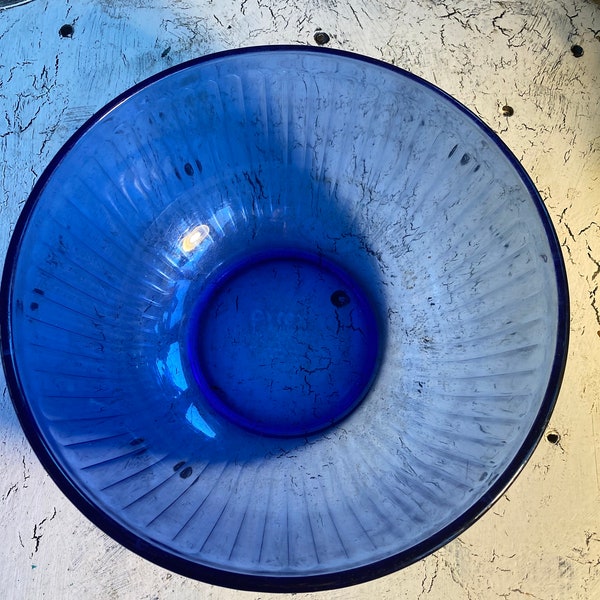 Cobalt Ribbed Pyrex # 7403-S, 2.5 Quarts Bowl