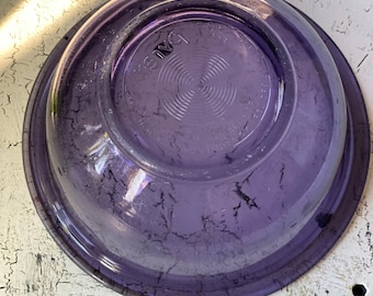 Amethyst, Pyrex # 322, 1Quart/1Liter Mixing Bowl
