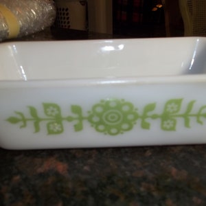 Glasbake Groovy Mod Green 522 -1 1/2 Quart Ovenware Loaf Pan