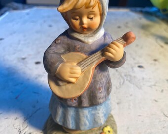 Hummel 1998 Girl with Lute