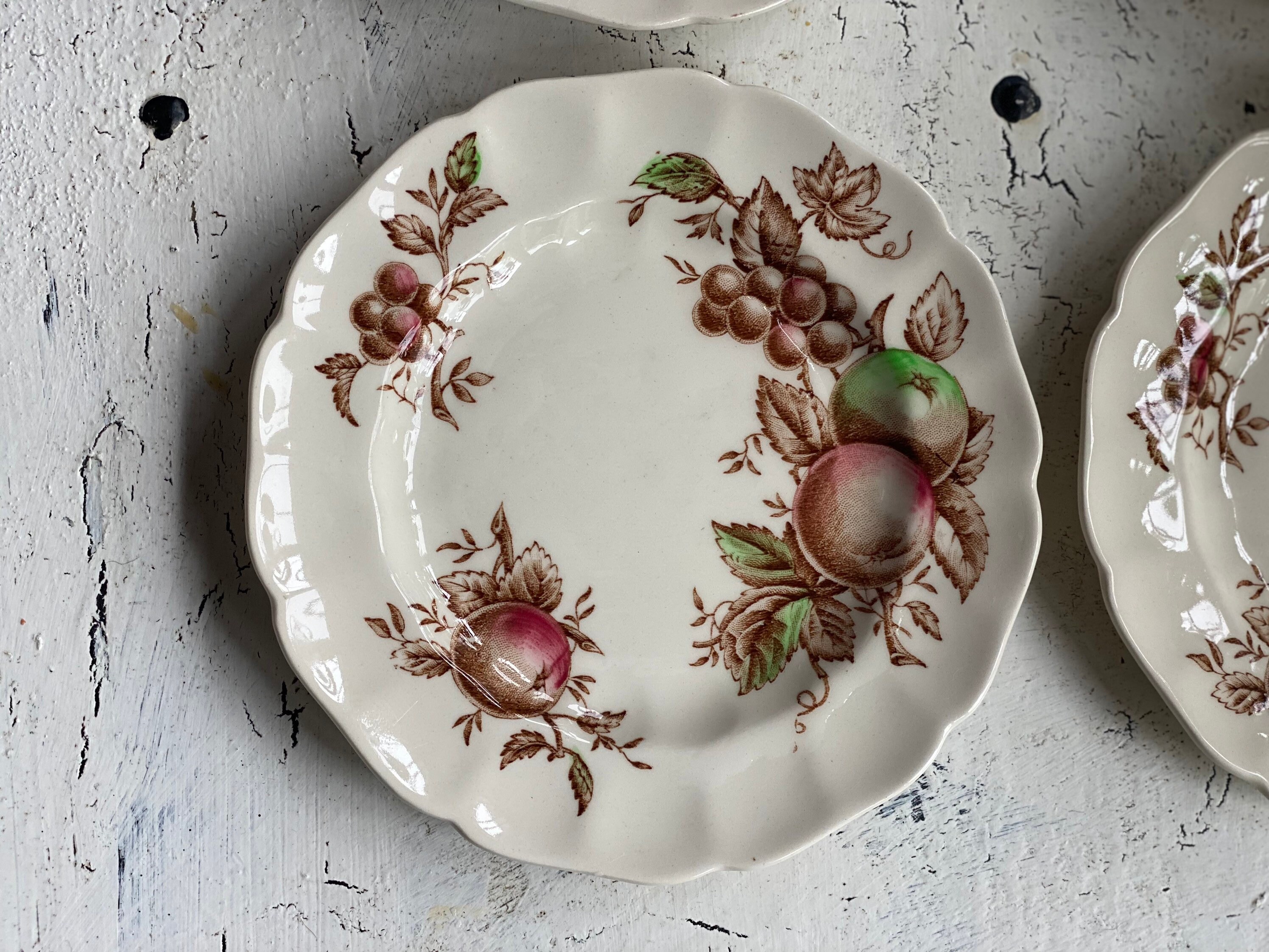 4 Johnson Brothers Harvest Time 1bread Plates 6 3/8