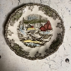 1 Johnson Brothers The Friendly Village 1 Saucers