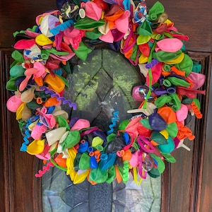 Ballon Birthday Celebration  Wreath  22”