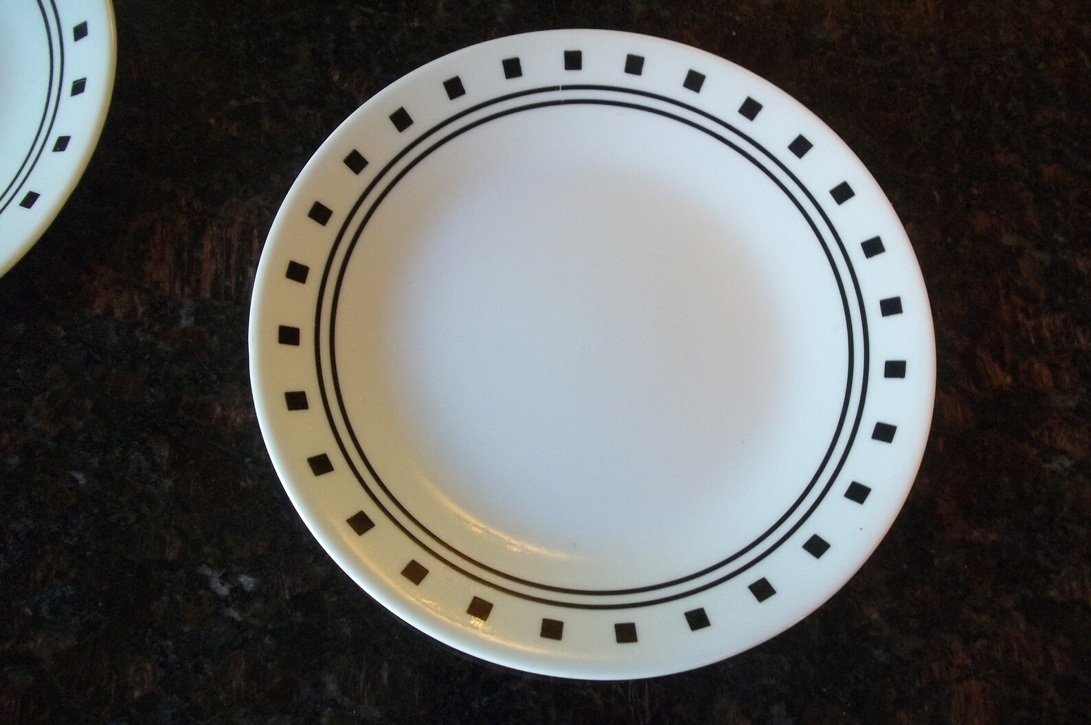 4 City Block Bread Plates 6 3/4