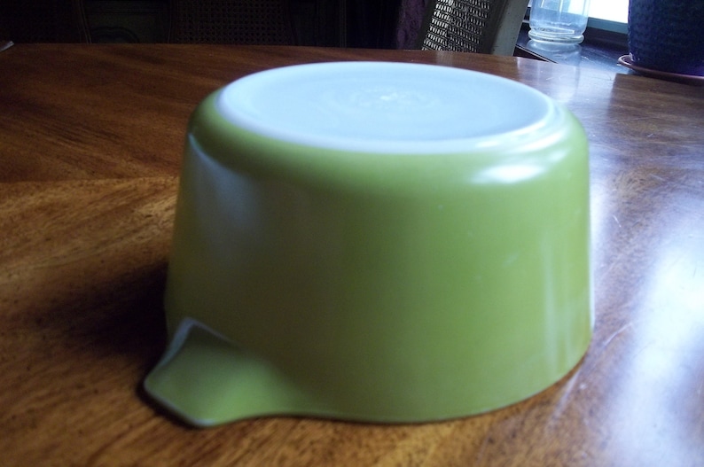 Handled Casserole Dish Baking Dish w Lid Vintage 474 Verde