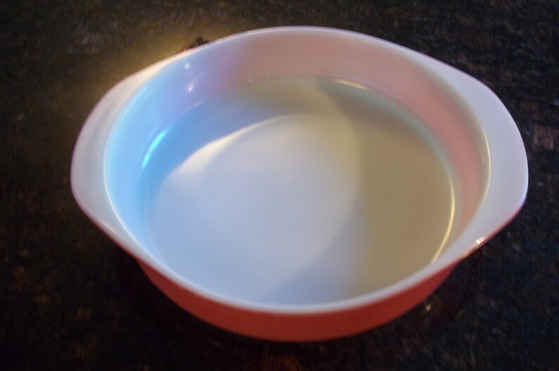 Pyrex 221 Flamingo AKA Raspberry Cake Pan With Handles - Etsy