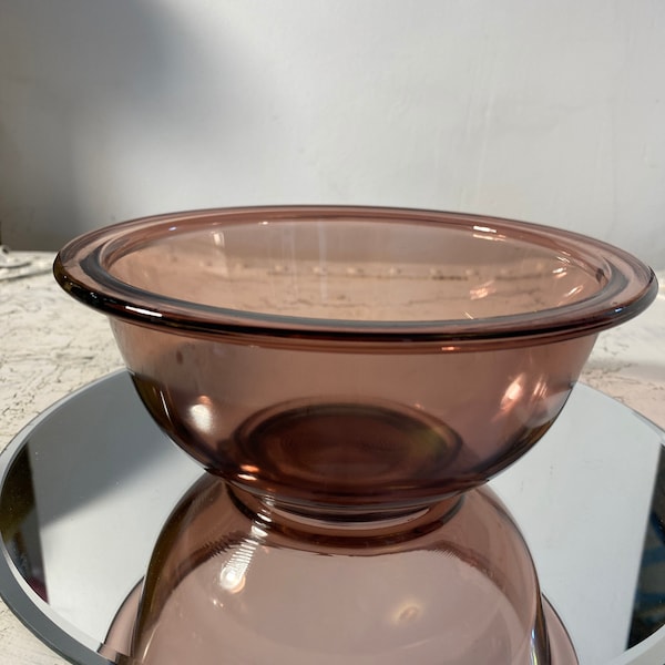 Cranberry  Pyrex # 322, 1Quart/1Liter Mixing Bowl