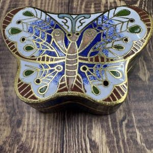 Vintage Cloisonné Butterfly Trinket Box – Enamel Brass Jewelry Box – Blue Floral Collectible Decor