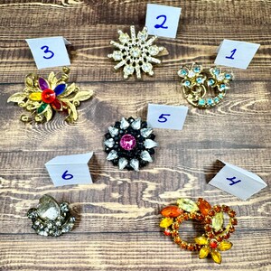 Vintage Multicolor Rhinestone Brooch Pin (1 Piece)