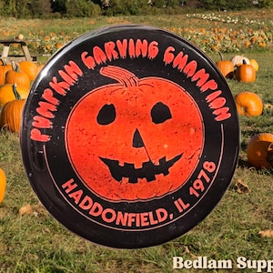 Pumpkin Carving Champion - Vintage style Halloween Three inspired button