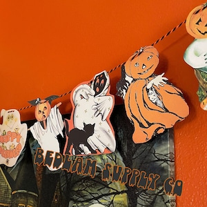 SALE! Boo! Ghosties! - Vintage Style ghost Halloween Garland