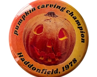 Pumpkin Carving Champion - Vintage style large 2.25” Halloween Three inspired button