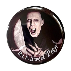 Petyr - What We Do in the Shadows - Button