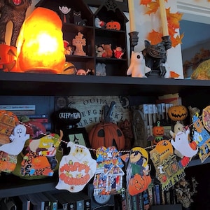 Halloween Night, 1982 - cozy nostalgic Halloween garland image 2