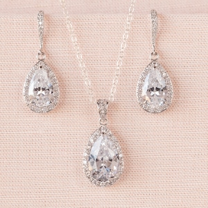 Crystal Bridal Set. Bridesmaids Jewelry Set, Crystal Pendant and Earrings, Wedding Jewellery, Ariel Bridal Jewelry SET