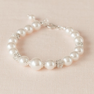 Pearl wedding Bracelet, Bridesmaids bracelet, Bridal jewellery, Swarovski pearls rhinestones, Bethany Bracelet