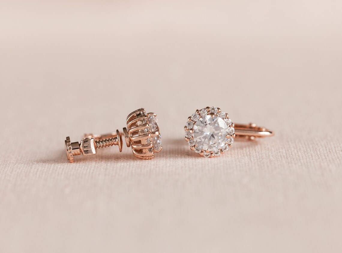 Selandra - Royal Halo Earrings