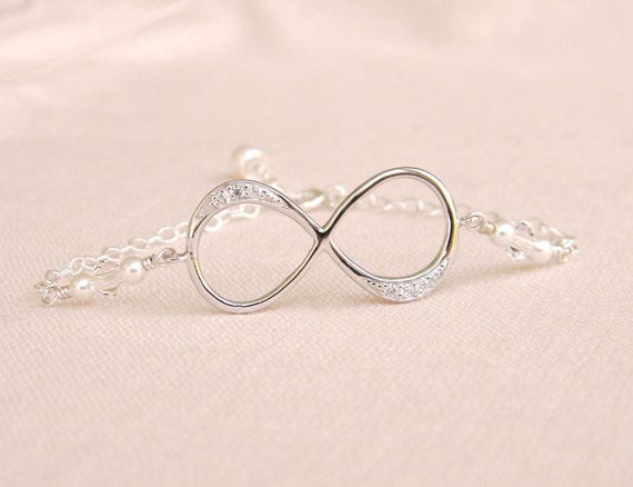 Elegante Women-Infinity bracelet main image 1