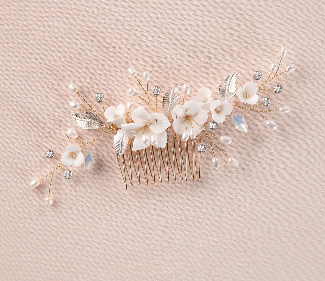 Wispy Bridal Hair Comb, Rose Gold Wedding Headpiece, Pearl and Flower  Bridal Hair Accessory, Large Bridal Headpiece, ZURI Bridal Hair Piece - Etsy, image size:1080x933