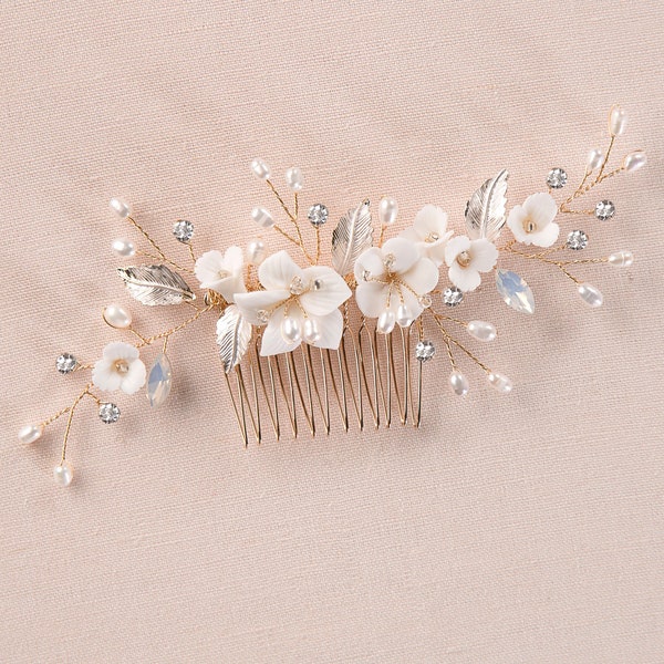 Wispy Bridal Hair Comb, Rose Gold Wedding Headpiece, Pearl and Flower Bridal Hair accessory,  Large Bridal Headpiece, ZURI Bridal Hair piece