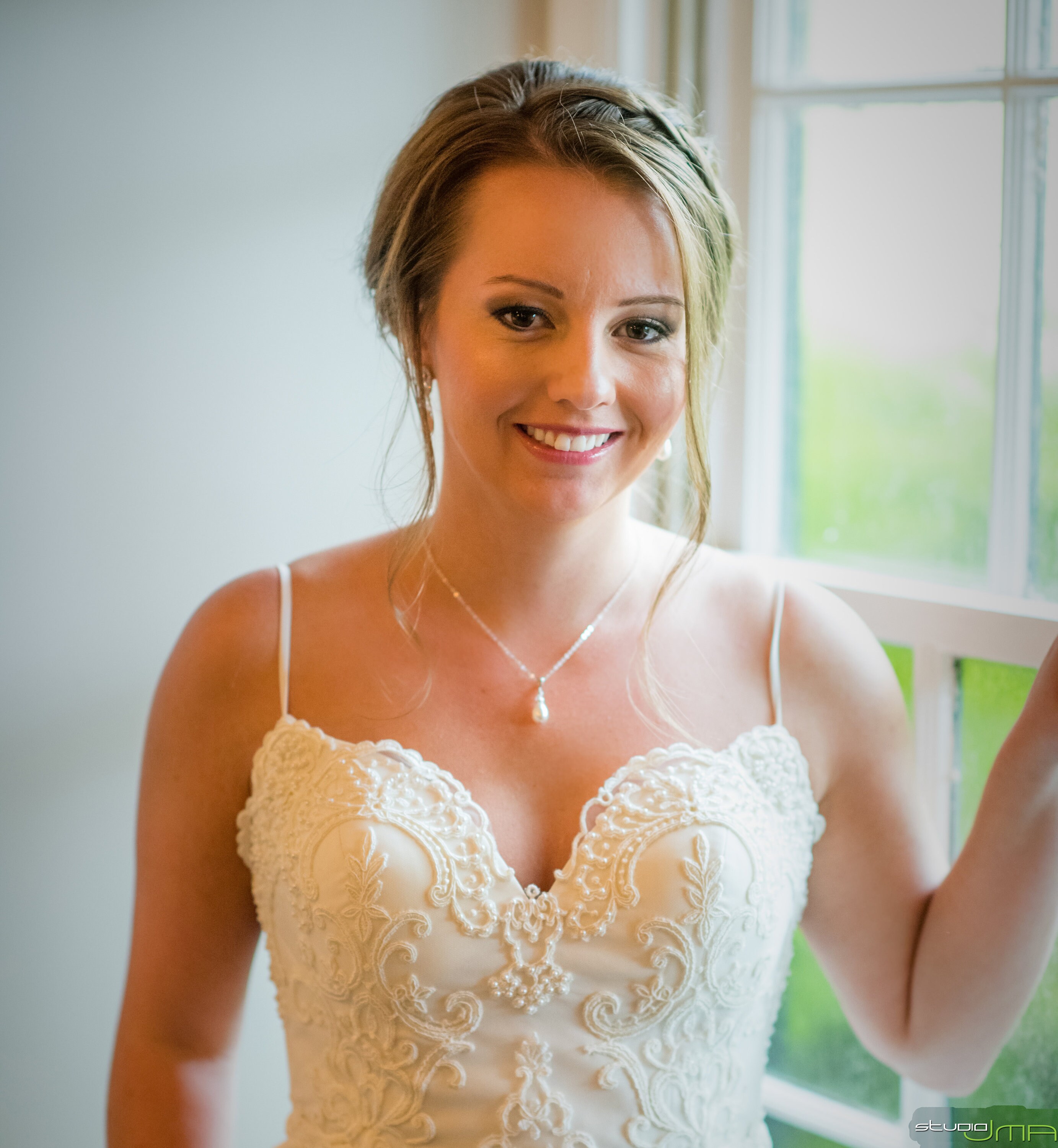 Solitaire Pearl Necklace Bridal 