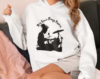 Schlagzeuger Hoodie: Kuscheliges Musiker Sweatshirt 'This Queen Plays Drums'