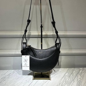 Trendy Daily Shoulder Bag for Women – Minimalist Crossbody Purse, Small Everyday Handbag for Women