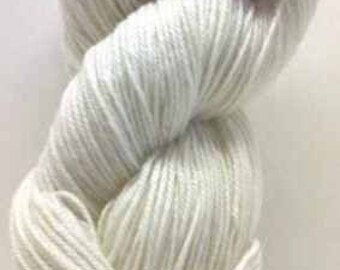 7oz/200g Aran Hilo Natural Blanco (báinín) 100% Lana