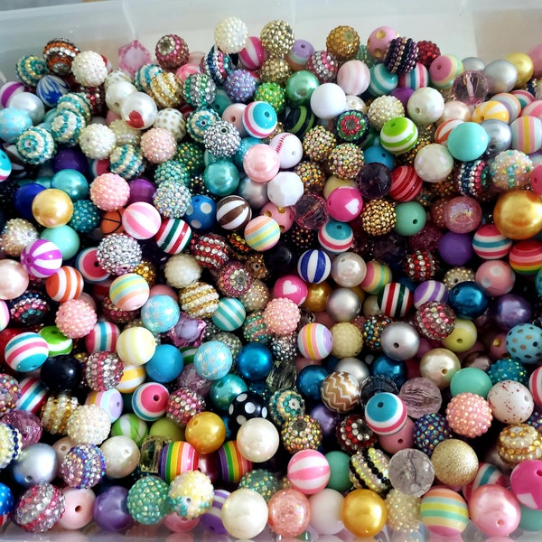 Assorted 20mm Beads Small Bundle, Approximately 3.5 oz, Beads for Beadable pen, Bubble Beads, Mixed Assortment, Randomly Chosen, Many Styles