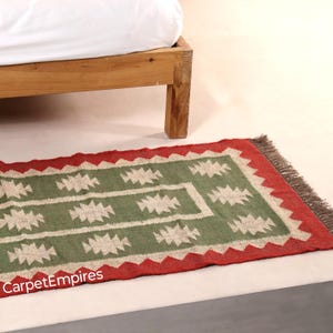 Bieżnik schodowy Kilim - ręcznie robiony dywan w stylu boho z wełny i juty do przedpokoju, dywan na schody zewnętrzne, duży dywan w stylu boho w kolorze zielono-czerwonym - wystrój świąteczny zdjęcie 11