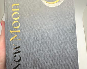 New Moon : édition à couverture rigide personnalisée