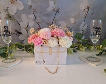 Buquê de flores de vela de cera de soja: presente de aniversário elegante