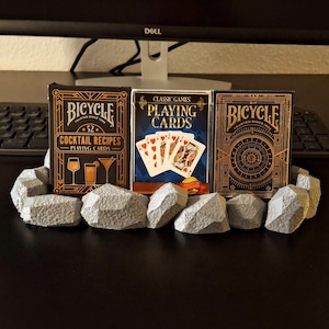 Espositore per mazzi di carte da gioco
