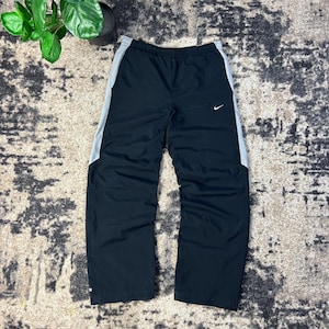 Vintage Y2K Nike Swoosh Baggy Parachute Drill Track Pants