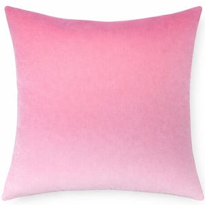 Funda de almohada Euro Velvet / Rosa suave / Doble cara / Acabado mate / Cremallera invisible