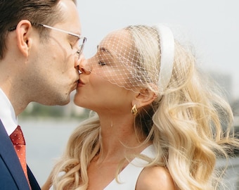 Birdcage Veil Headband with Pearls, Satin Headband Veil, Bridal Birdcage Veil Short, Bird Cage Fascinator Wedding Veil Headband