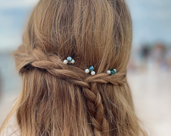 Bridesmaids Hair Pins Green Hair Pins with Pearls 3x Minimalist Wedding Hair Clips Emerald Green Hair Pins