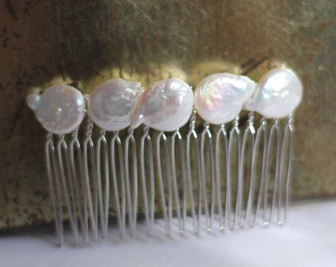 Bridal Pearl Hair Comb, Natural Keshi Pearl Hair Comb, Large Freshwater Pearl Hair Comb, Wedding Hair Accessory