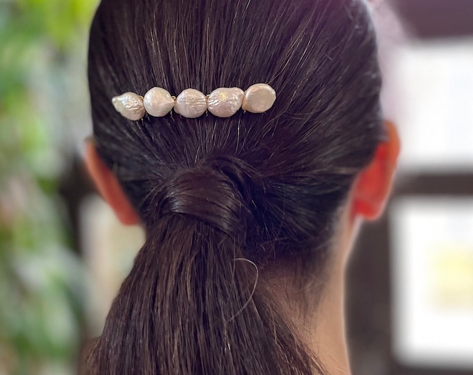 Pearl Hair Comb Minimalist Wedding Hair Comb with Pearls Bridal Hair Comb Pearl Large Freshwater Pearl Hair Comb